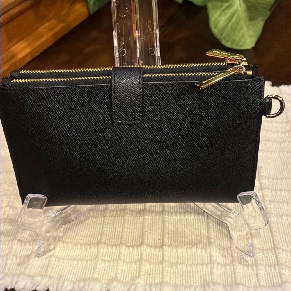 Michael Kors Saffiano Leather Black and Gold Double Zip Wallet/Clutch (ABBA) - Picture 6 of 15